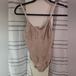 Women's Shapewear in Pink